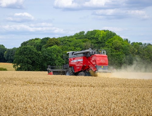 Technology-and-innovation-MF_7342ACTIVA_WORKING_FR_0722-8210