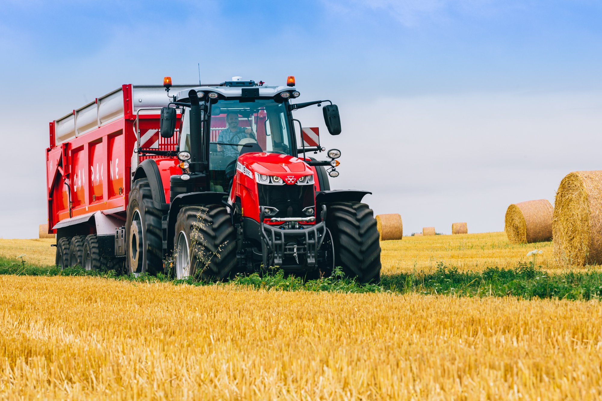 MF traktor 8740 MF traktor 8740